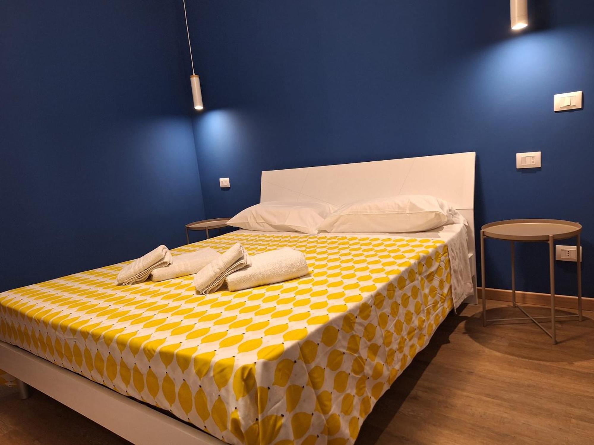 B&B Onda Marina Villa Bellini Catania Centro Buitenkant foto