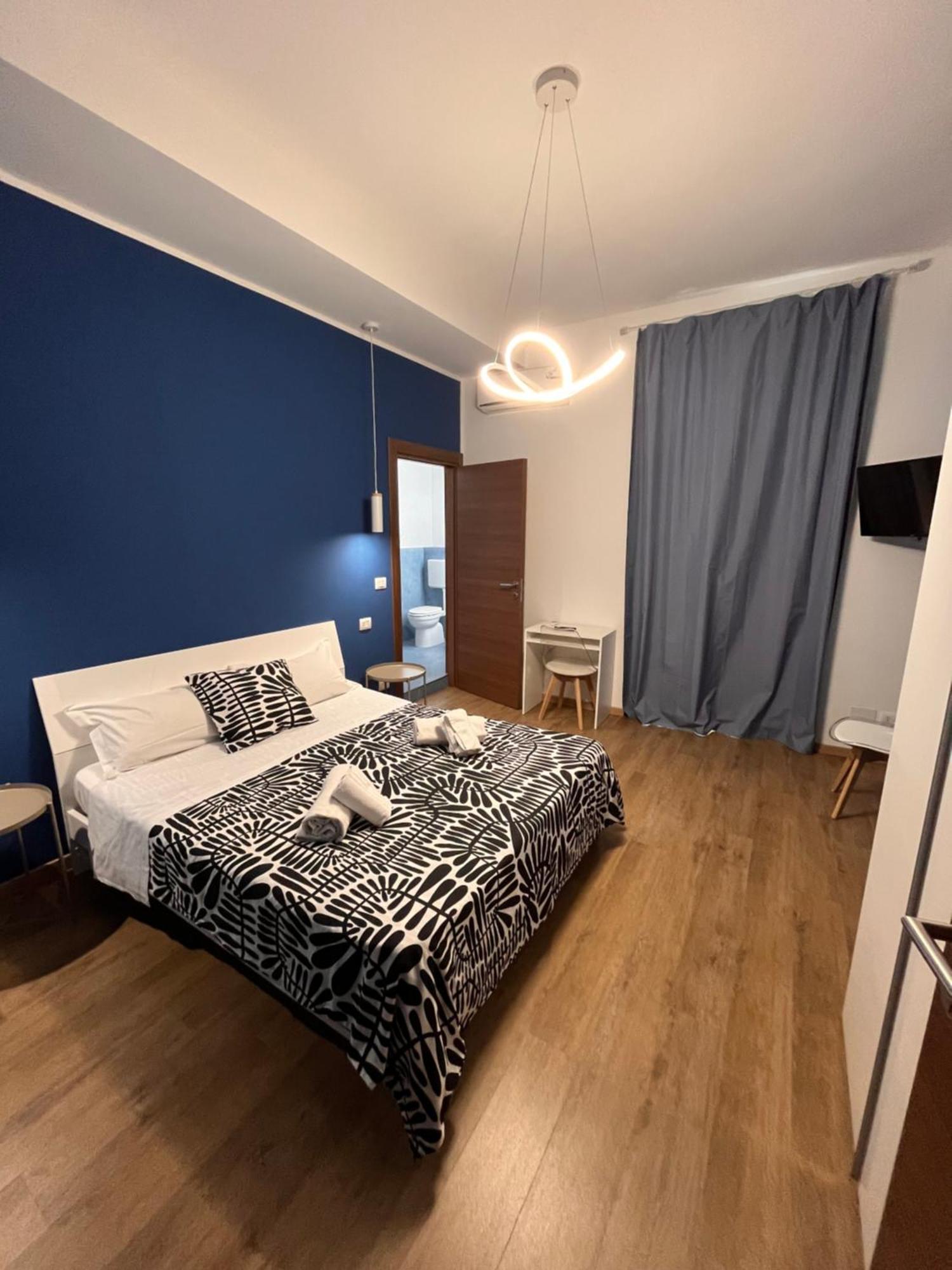 B&B Onda Marina Villa Bellini Catania Centro Buitenkant foto