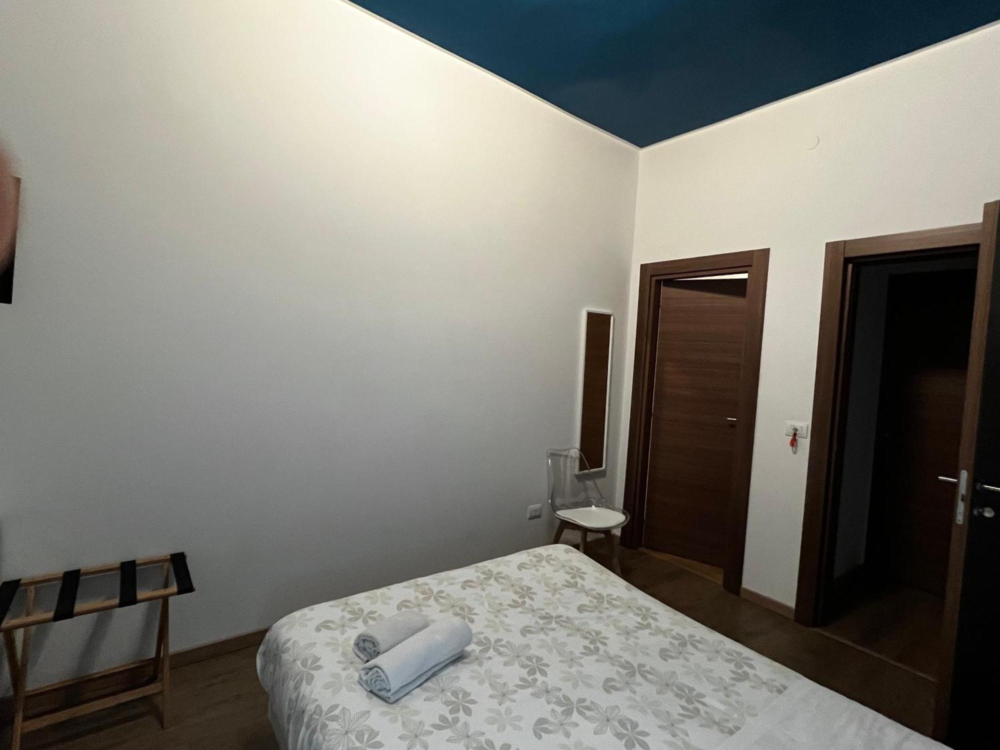 B&B Onda Marina Villa Bellini Catania Centro Buitenkant foto
