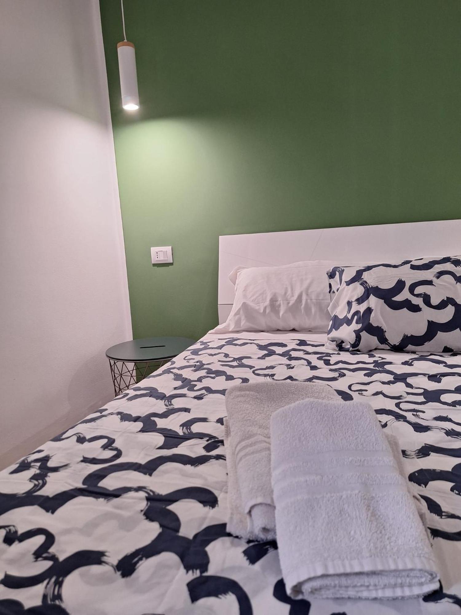 B&B Onda Marina Villa Bellini Catania Centro Buitenkant foto