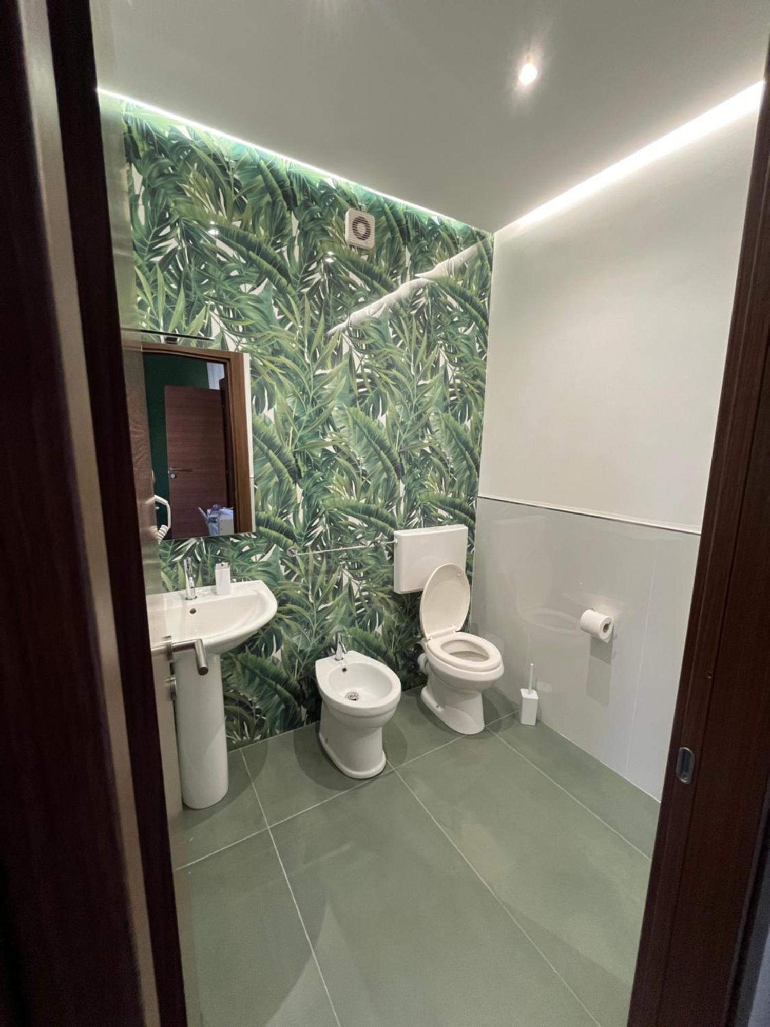 B&B Onda Marina Villa Bellini Catania Centro Buitenkant foto